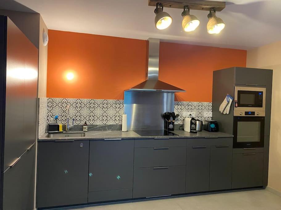 Gorgeous 2 Bedroom, 2 Full Bath, Ski In Apartment! Winner Of 2025 And 2024 Traveller Award! Morzine Extérieur photo